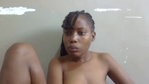 sexy_claude96 online show from February 18, 2025, 11:33 am