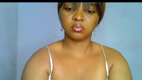 Snapshot of sexy_ebonygirl_ chatting on October 8, 2025, 8:17 pm Clara online show from October 8, 2025, 8:17 pm