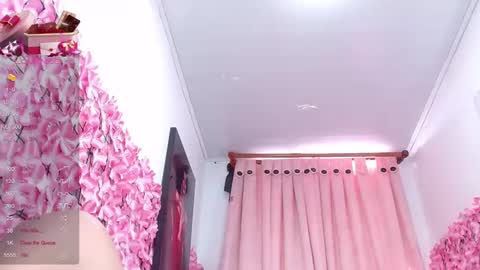 Soy Fresita online show from February 12, 2025, 2:54 pm