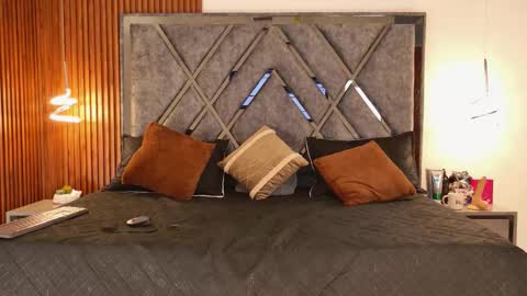 Snapshot of sexy_hot_milf_ chatting on October 20, 2025, 11:43 am Dafne online show from October 20, 2025, 11:43 am