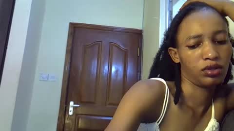 Janny online show from December 2, 2025, 3:01 am