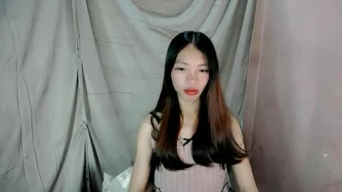 Snapshot of sexy_jeann chatting on December 3, 2025, 10:52 pm Shane online show from December 3, 2025, 10:52 pm