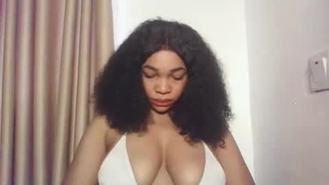 Sexy kitty881 online show from October 30, 2025, 7:21 am