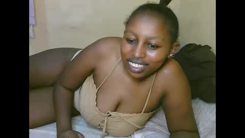 sexy_latasha online show from December 1, 2025, 8:36 pm