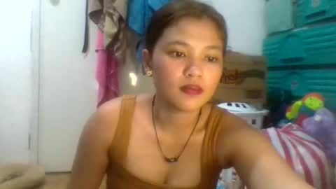 Snapshot of sexy_lips_pinay chatting on October 20, 2025, 1:44 pm sexy_lips_pinay online show from October 20, 2025, 1:44 pm