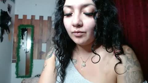 sexy lolas online show from February 4, 2025, 2:49 am