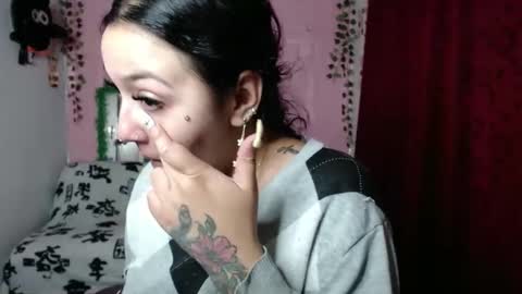 sexy lolas online show from March 3, 2025, 2:04 am