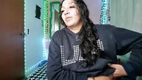 sexy lolas online show from October 9, 2025, 1:58 am