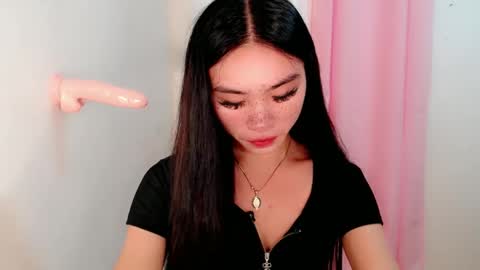 Snapshot of sexy_mikaxoxo chatting on March 2, 2025, 4:10 pm mika online show from March 2, 2025, 4:10 pm