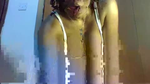 Snapshot of sexy_natallie chatting on February 12, 2025, 7:34 am natallie online show from February 12, 2025, 7:34 am