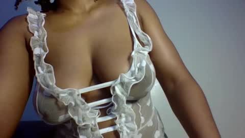 Snapshot of sexy_natallie chatting on March 11, 2025, 1:12 pm natallie online show from March 11, 2025, 1:12 pm