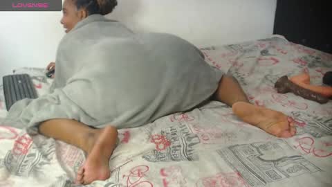 Jhoana online show from December 13, 2024, 2:21 am