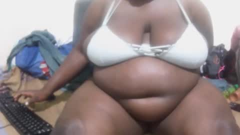 Princess online show from October 6, 2025, 3:42 pm