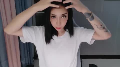 Snapshot of sexy_sersi chatting on September 14, 2025, 8:13 am sexy_sersi online show from September 14, 2025, 8:13 am