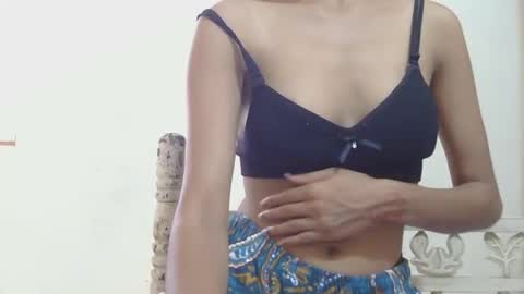 Snapshot of sexy_twishu chatting on October 9, 2025, 8:12 am Twishu online show from October 9, 2025, 8:12 am