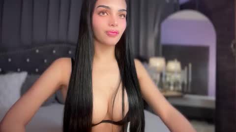 Snapshot of sexyadrianaqueents chatting on October 2, 2025, 4:08 am YOUR MISTRESS GODDESSS ADRIANA online show from October 2, 2025, 4:08 am
