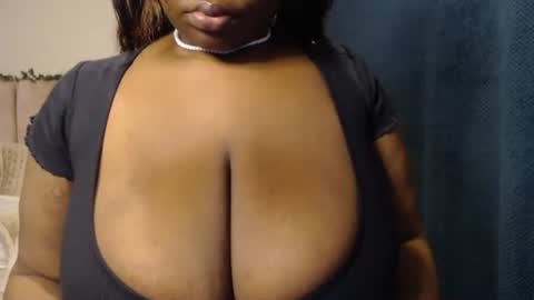 Snapshot of sexyangiexx chatting on January 17, 2025, 11:51 pm Angie online show from January 17, 2025, 11:51 pm