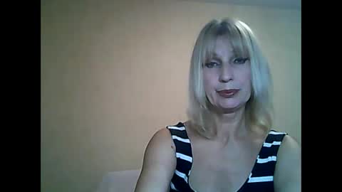 Snapshot of sexybabyforyou chatting on November 7, 2025, 11:27 pm sexybabyforyou online show from November 7, 2025, 11:27 pm