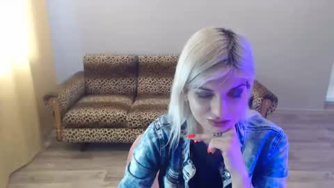 Snapshot of sexybeatriice chatting on January 24, 2025, 10:21 am sexybeatriice online show from January 24, 2025, 10:21 am