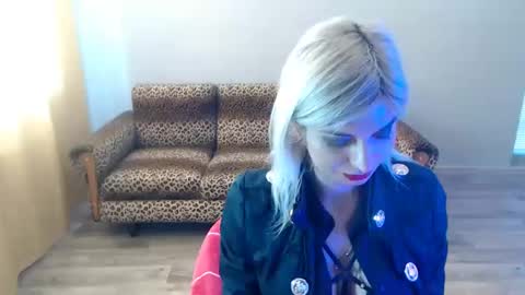 Snapshot of sexybeatriice chatting on February 18, 2025, 12:17 pm sexybeatriice online show from February 18, 2025, 12:17 pm