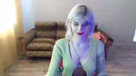 Snapshot of sexybeatriice chatting on March 3, 2025, 1:31 pm sexybeatriice online show from March 3, 2025, 1:31 pm