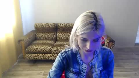 Snapshot of sexybeatriice chatting on March 6, 2025, 7:14 am sexybeatriice online show from March 6, 2025, 7:14 am