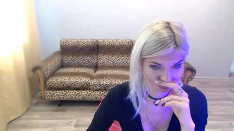 Snapshot of sexybeatriice chatting on November 12, 2025, 7:42 am sexybeatriice online show from November 12, 2025, 7:42 am