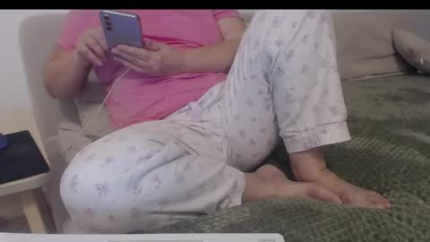 Sexyblonde4u58 online show from November 11, 2025, 4:56 am