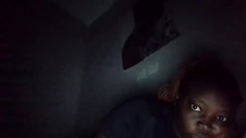 Essy online show from November 27, 2025, 2:19 pm