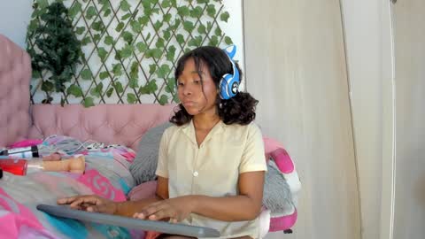 sofia online show from January 8, 2025, 10:04 am