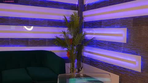 Snapshot of sexycelline chatting on December 5, 2025, 6:00 am Celline online show from December 5, 2025, 6:00 am