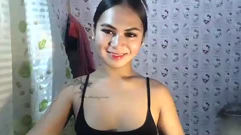 Snapshot of sexycheskax18 chatting on September 24, 2025, 10:40 am pretty Cheska online show from September 24, 2025, 10:40 am