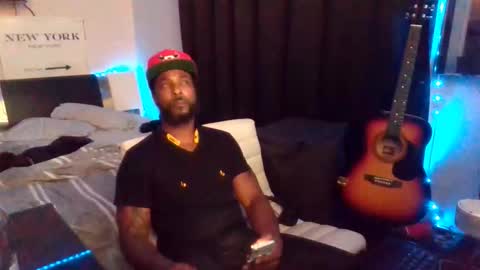 sexychocolatedick40 online show from December 4, 2025, 8:34 am