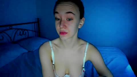 Sophia online show from February 13, 2025, 6:52 am