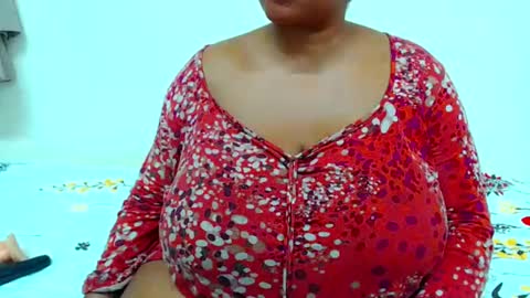 sexyebonylove89 online show from December 5, 2024, 3:39 pm