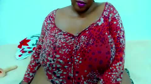sexyebonylove89 online show from December 10, 2024, 11:19 pm