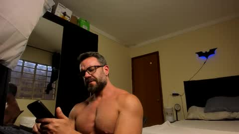 chris online show from October 3, 2025, 4:26 pm