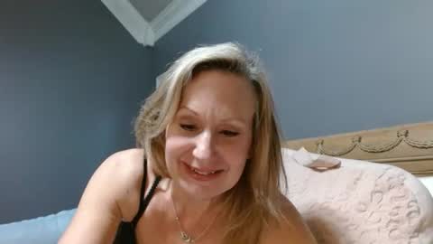 Snapshot of sexyfloridamilf chatting on January 30, 2025, 9:14 pm LisaisLuscious online show from January 30, 2025, 9:14 pm