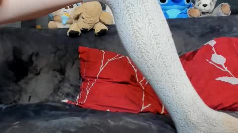 Snapshot of sexyfoxyari chatting on December 18, 2025, 5:02 am Ari online show from December 18, 2025, 5:02 am