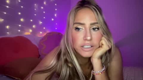 Snapshot of sexygoodvibebabe69 chatting on January 8, 2025, 10:48 am Ashley Love online show from January 8, 2025, 10:48 am