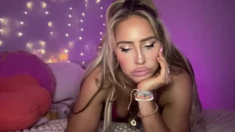 Snapshot of sexygoodvibebabe69 chatting on January 11, 2025, 8:22 am Ashley Love online show from January 11, 2025, 8:22 am