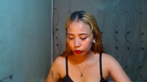 jeanken and jelian online show from November 10, 2025, 7:51 am