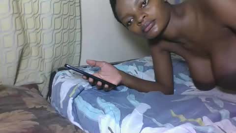 Snapshot of sexyhotgal23 chatting on November 10, 2025, 12:20 am REBECCAH online show from November 10, 2025, 12:20 am