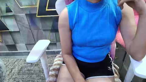 Snapshot of sexyislive chatting on October 8, 2025, 5:43 pm sexyislive online show from October 8, 2025, 5:43 pm