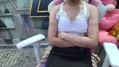 sexyislive online show from November 1, 2025, 1:40 am