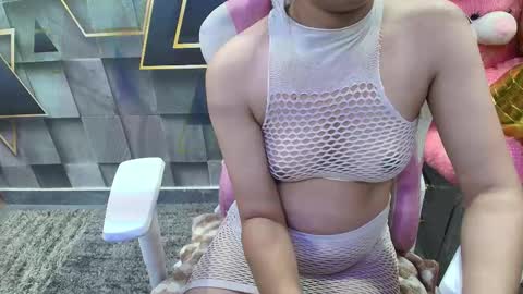 sexyislive online show from November 8, 2025, 6:18 pm