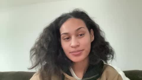 Snapshot of sexyjenny999 chatting on January 19, 2025, 7:37 pm Jenny online show from January 19, 2025, 7:37 pm