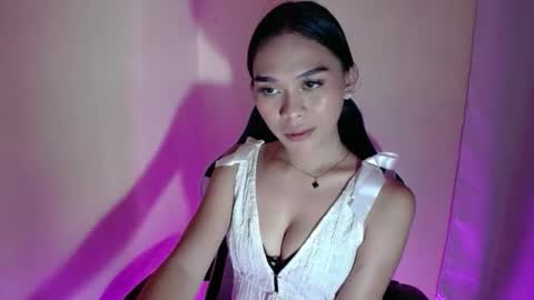 Snapshot of sexykarina_ chatting on September 14, 2025, 6:23 am Karina3 online show from September 14, 2025, 6:23 am