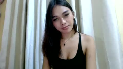 Snapshot of sexykarina_ chatting on December 3, 2025, 2:26 pm Karina3 online show from December 3, 2025, 2:26 pm
