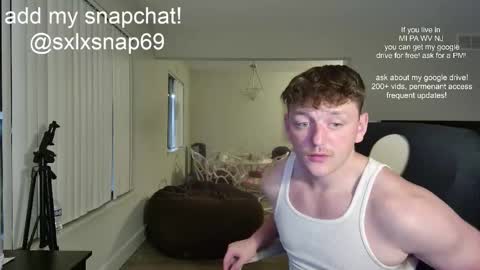 Snapshot of sexylax69 chatting on September 16, 2025, 12:44 am sexylax69 online show from September 16, 2025, 12:44 am